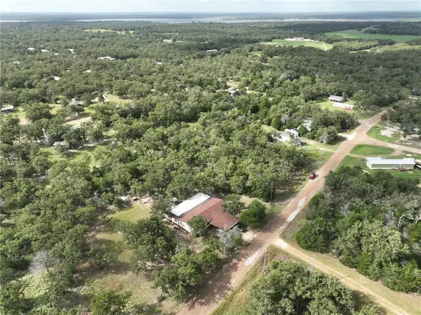 516 Wilderness RD, Somerville, TX 77879