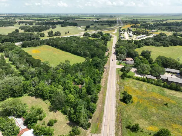 9436 Fm 2155, Snook, TX 77879