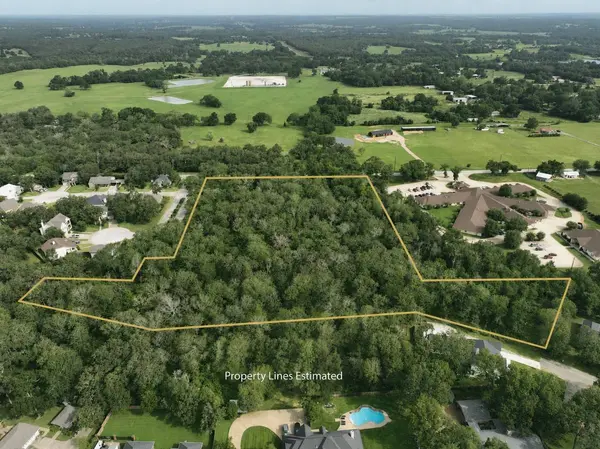 343 Country Club DR, Caldwell, TX 77836