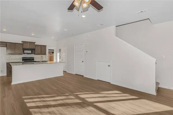 601 W 24th ST, Bryan, TX 77803