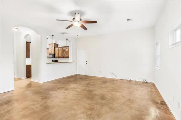 3935 John Sharp Pkwy #A, Bryan, TX 77807