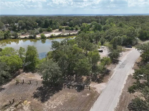 100 Hill Loop RD, Somerville, TX 77879