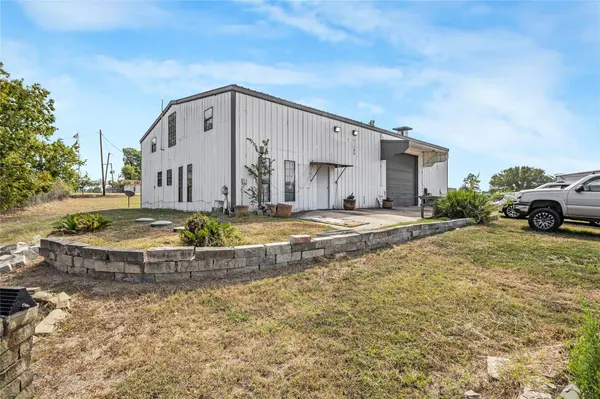 185 County Road 107, Caldwell, TX 77836
