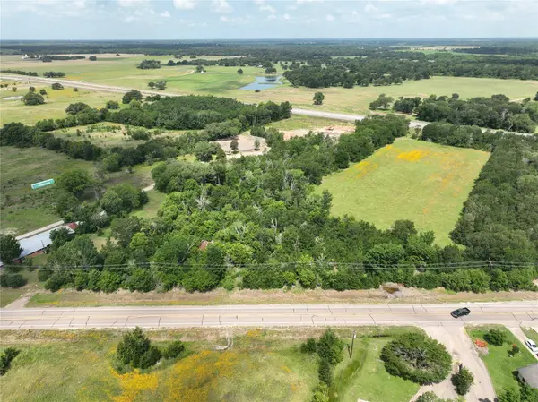 9436 Fm 2155, Snook, TX 77879