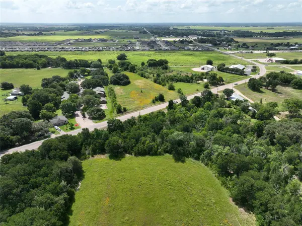 9436 Fm 2155, Snook, TX 77879