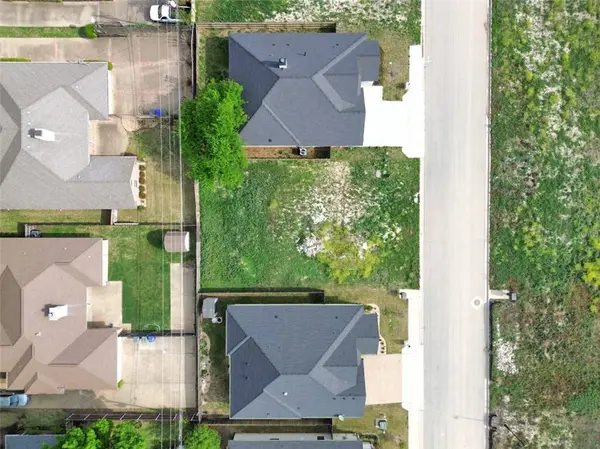 1521 Tranquility TRL, Woodway, TX 76712