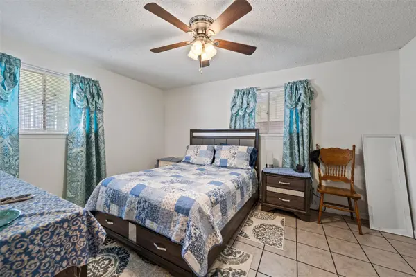 1001 N 57 th ST, Waco, TX 76710