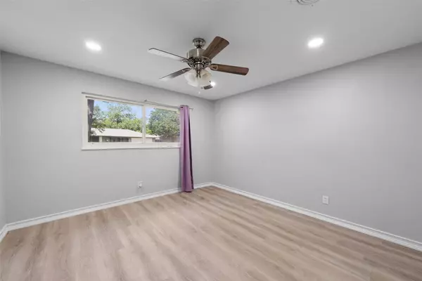 2107 Mountainview DR, Waco, TX 76710