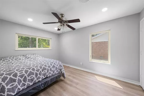 2107 Mountainview DR, Waco, TX 76710