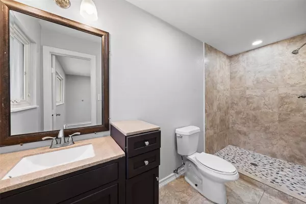 2107 Mountainview DR, Waco, TX 76710