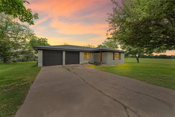 527 N Dison DR, Robinson, TX 76706