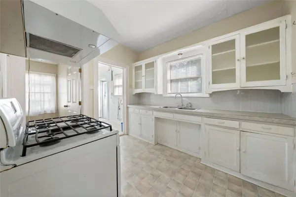 2701 Ethel AVE, Waco, TX 76707