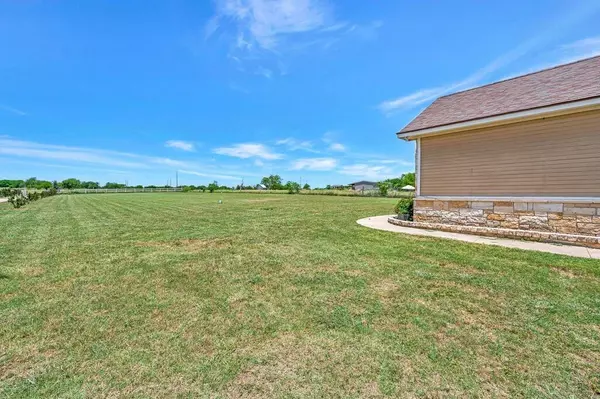 355 Texas 236 HWY, Moody, TX 76557
