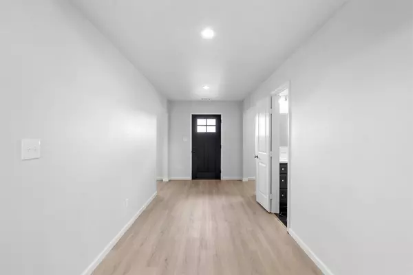 1721 Gurley LN, Waco, TX 76706