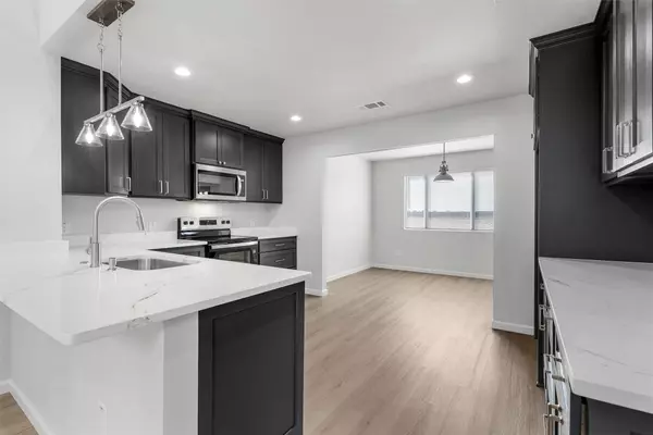 1721 Gurley LN, Waco, TX 76706