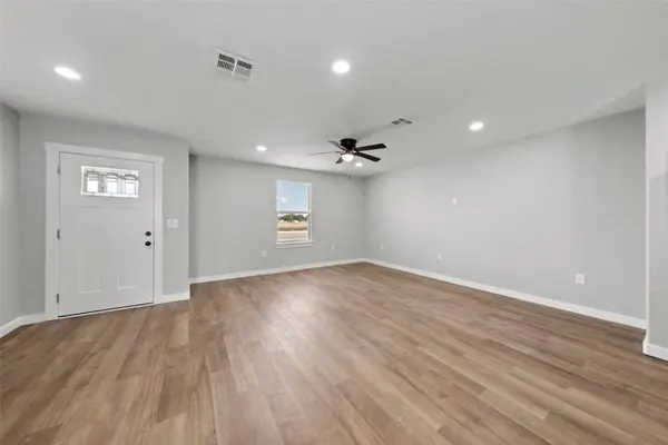 1717 Gurley LN, Waco, TX 76706