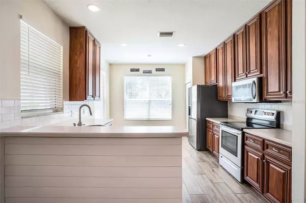 17902 HAVENVIEW LN, Lutz, FL 33558