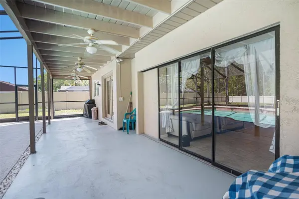 16405 ASHWOOD DR, Tampa, FL 33624