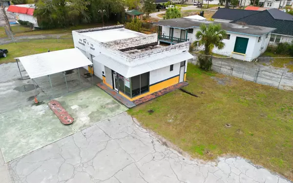 817 W HOWARD ST, Live Oak, FL 32064