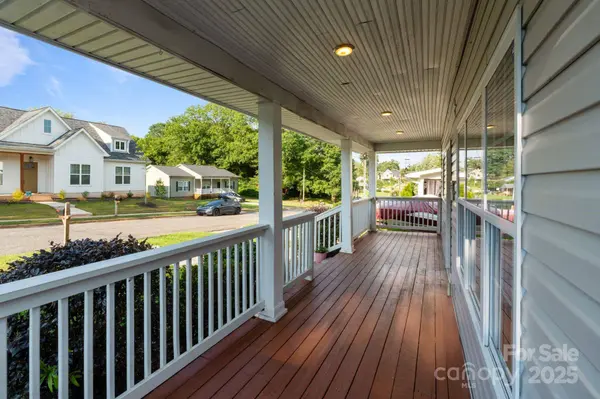 215 Cedar ST, Belmont, NC 28012