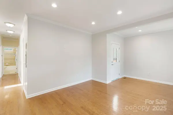 215 Cedar ST, Belmont, NC 28012