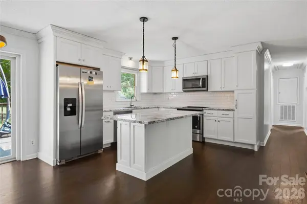 2626 Fairgreen DR, Gastonia, NC 28056