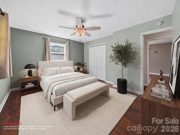 2626 Fairgreen DR, Gastonia, NC 28056
