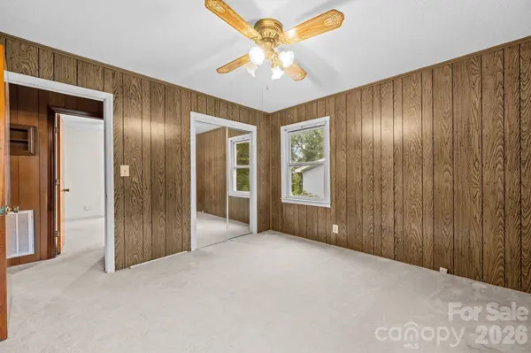 117 Tremont TER, Bessemer City, NC 28016