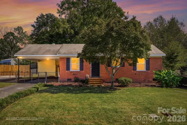 232 Eden CIR