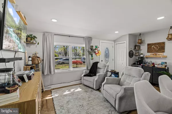 519 CAINS MILL RD, Williamstown, NJ 08094