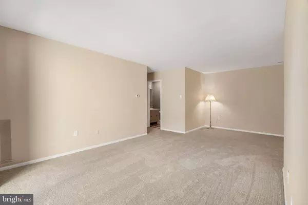 609 DOWNING CT, Westampton, NJ 08060