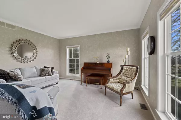 108 DANTON LN, Mullica Hill, NJ 08062