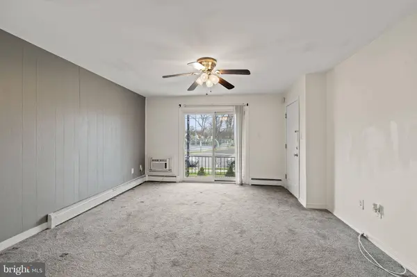 133 DARTMOUTH AVE, Somerdale, NJ 08083