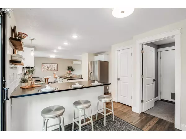 15704 NE 48TH ST, Vancouver, WA 98682