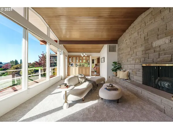 8801 NW LAKECREST AVE, Vancouver, WA 98665