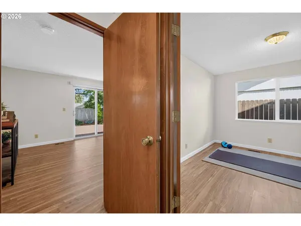 10916 NW 29TH AVE, Vancouver, WA 98685