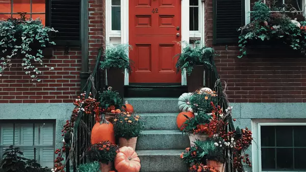 11 Spooky Real Estate Myths that Need to Die,Erik Estrada