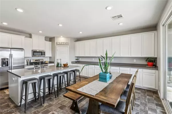 3903 Henny Avenue, Las Vegas, NV 89141