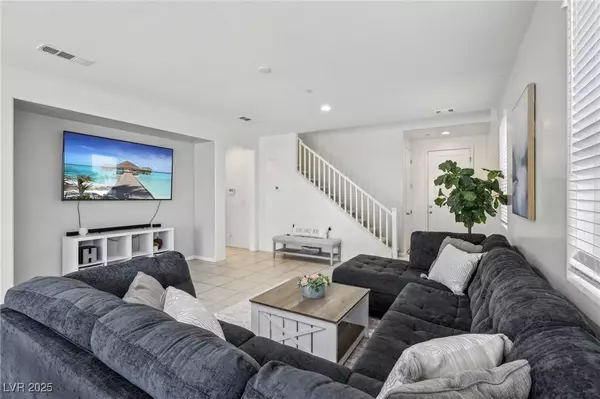 160 Lilt AVE, Henderson, NV 89011