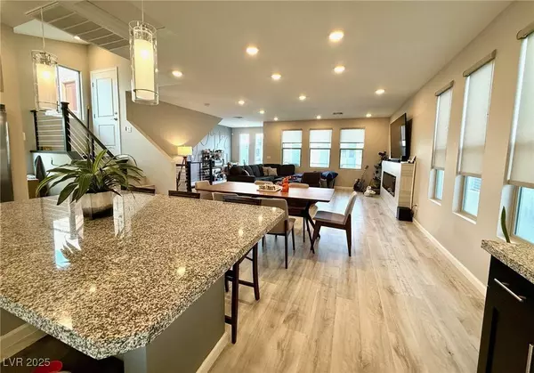 8042 Misty Canyon AVE, Las Vegas, NV 89113