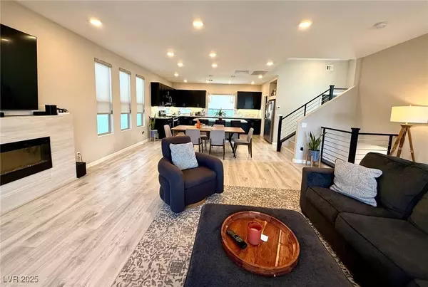 8042 Misty Canyon AVE, Las Vegas, NV 89113