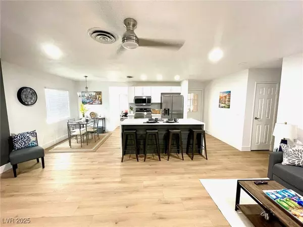 1940 Lexington ST, Las Vegas, NV 89106