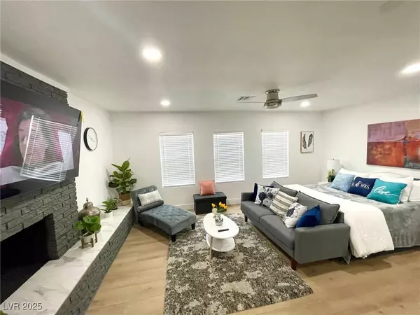 1940 Lexington ST, Las Vegas, NV 89106