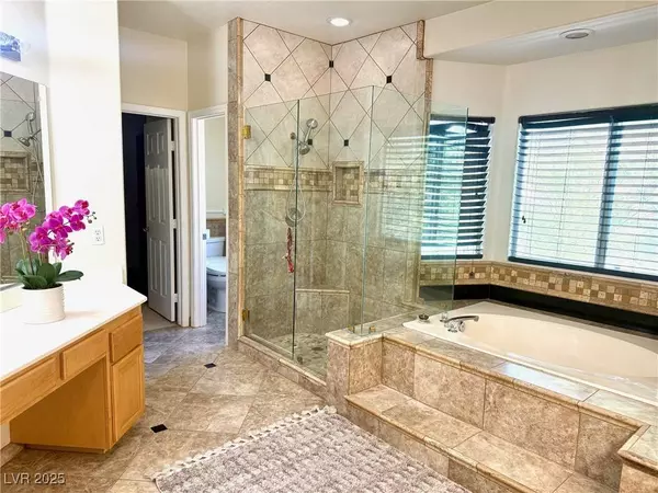 5434 Lost LN, Las Vegas, NV 89118