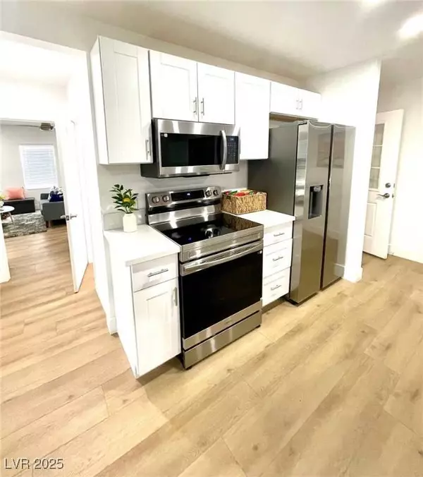 1940 Lexington ST, Las Vegas, NV 89106