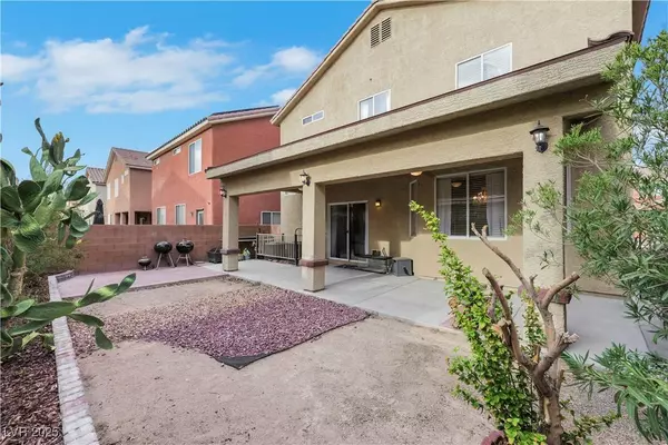 5437 Raccoon Valley LN, Las Vegas, NV 89122