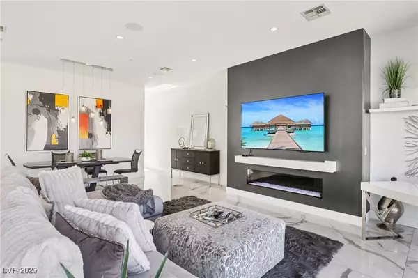 426 Tranquil Peak CT, Henderson, NV 89012