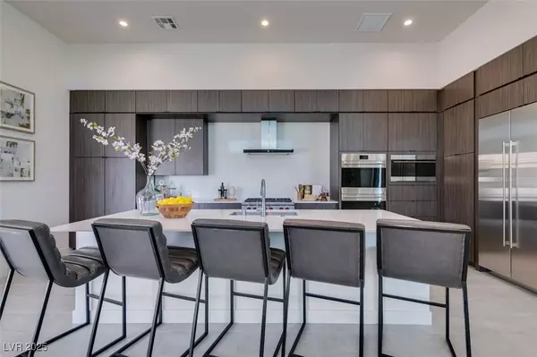 623 Dragon Mountain CT, Henderson, NV 89012