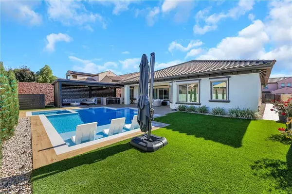 2460 Chateau Napoleon DR, Henderson, NV 89044