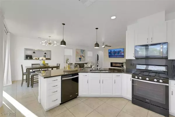 11360 McKinney Falls ST, Las Vegas, NV 89141